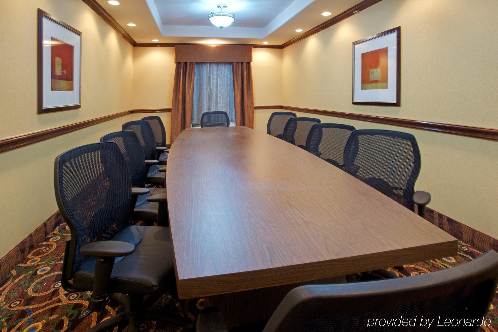 Holiday Inn Express Hotel & Suites Waller By Ihg Екстериор снимка