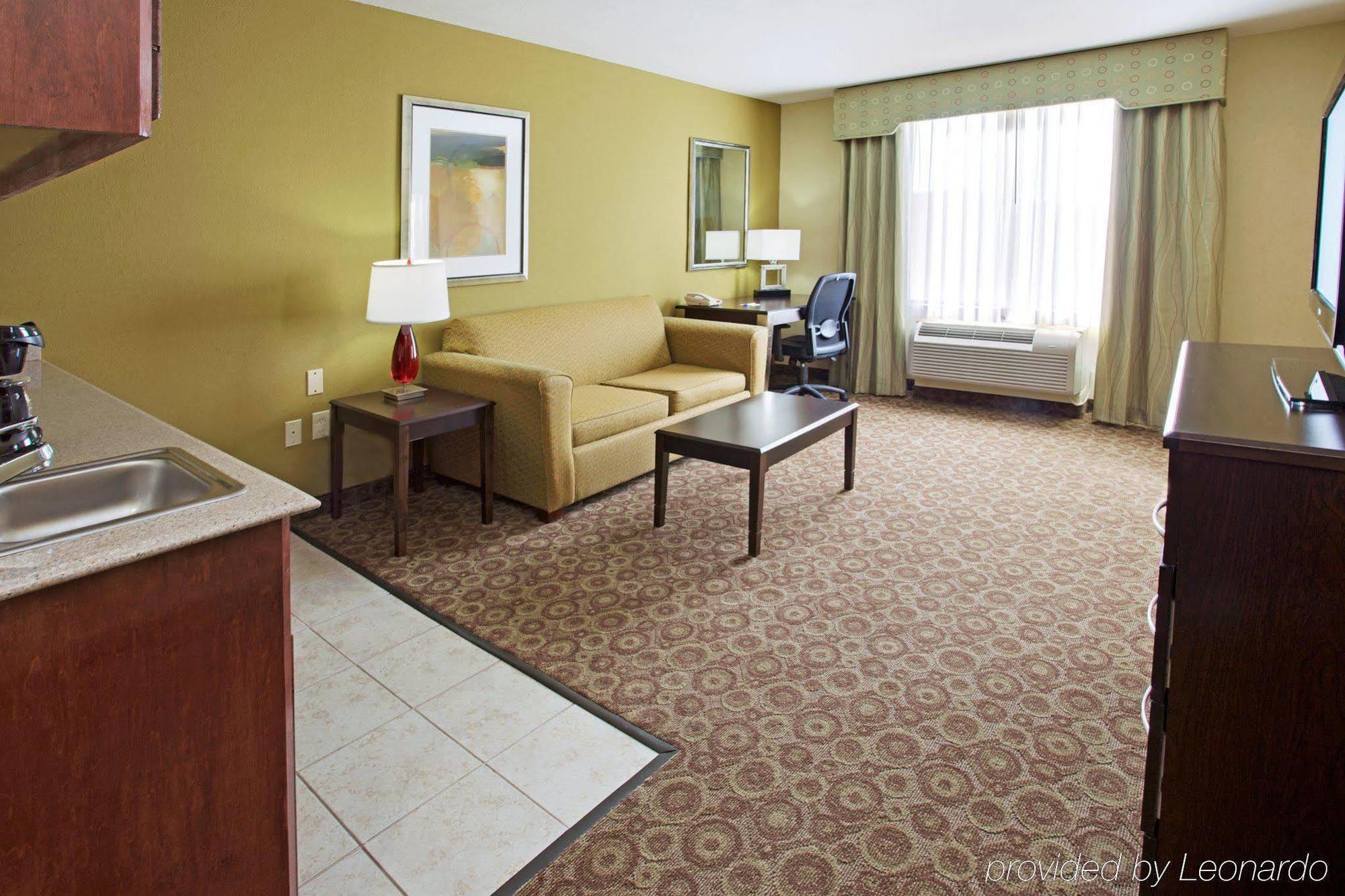 Holiday Inn Express Hotel & Suites Waller By Ihg Екстериор снимка